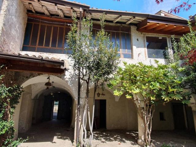Casa indipendente in vendita a Sarezzo BS