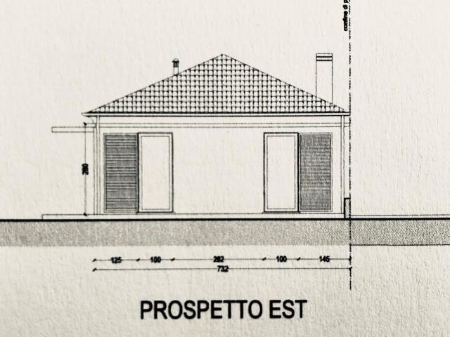 Casa indipendente in vendita a Sarzana