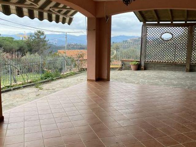 Casa indipendente in vendita a Sarzana