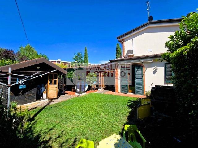 Casa indipendente in vendita a Sarzana SP