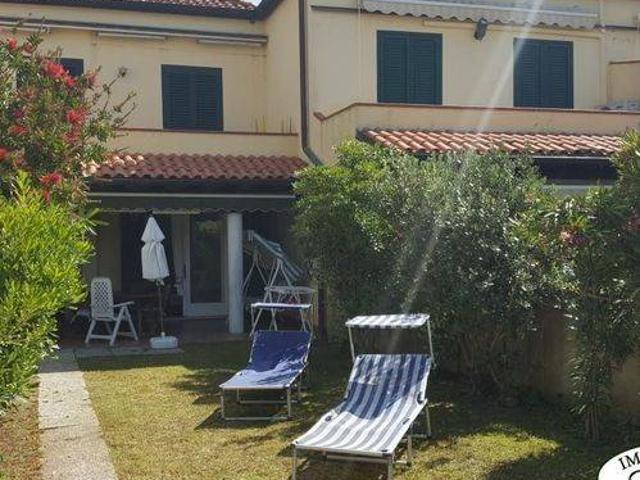 Casa indipendente in vendita a Sarzana SP