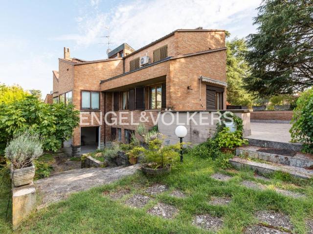 Casa indipendente in vendita a Sasso Marconi BO