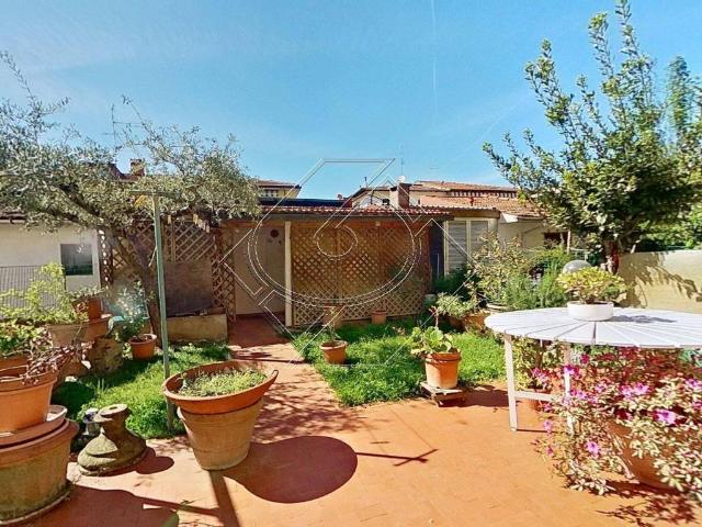 Casa indipendente in vendita a Scandicci FI
