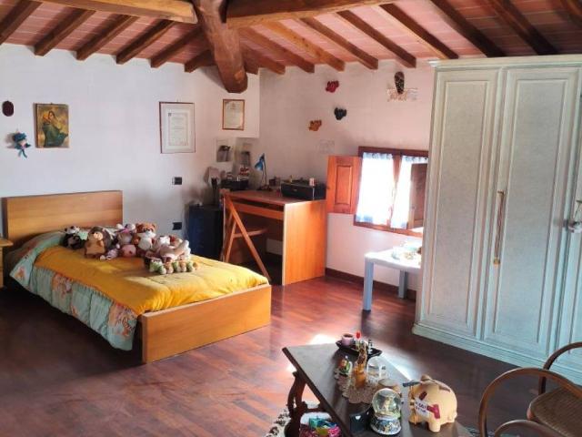 Casa indipendente in vendita a Scandicci FI