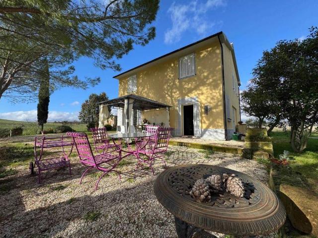 Casa indipendente in vendita a Manciano GR