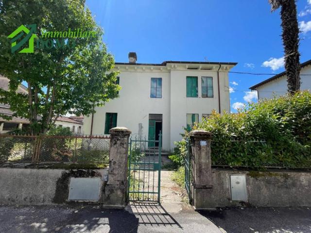 Casa indipendente in vendita a Schio VI