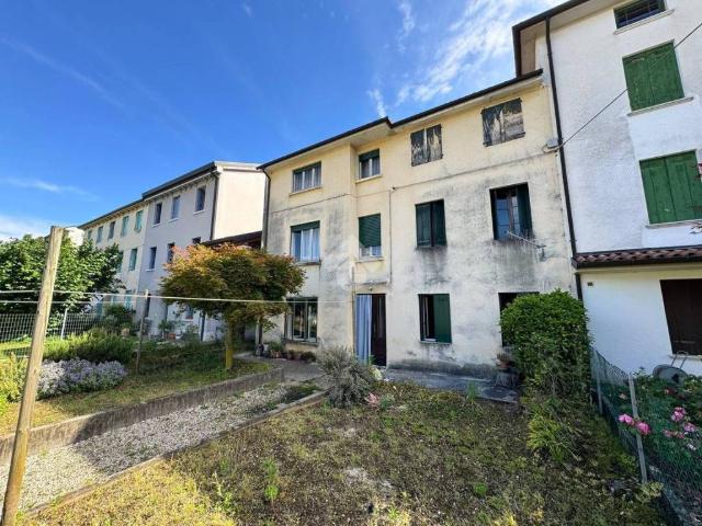 Casa indipendente in vendita a Schio VI