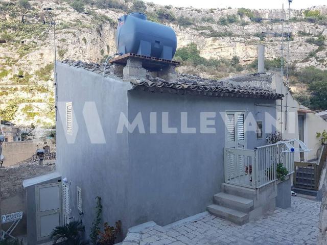 Casa indipendente in vendita a Scicli RG