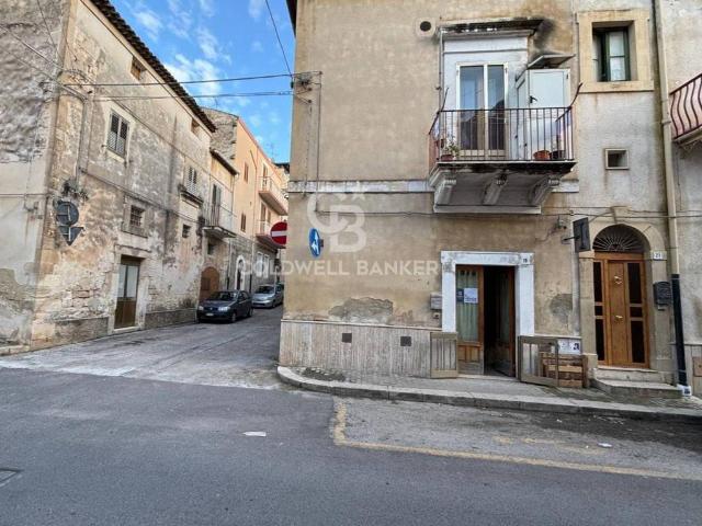 Casa indipendente in vendita a Scicli RG