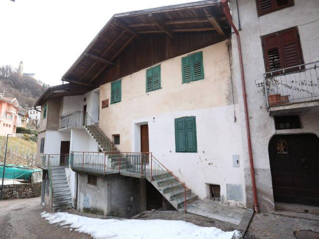 Casa indipendente in vendita a Segonzano TN