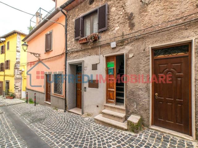 Casa indipendente in vendita a Segni RM