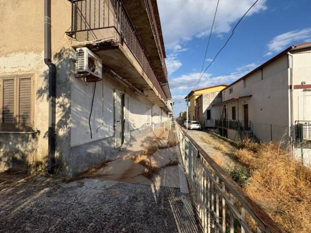Casa indipendente in vendita a Sellia Marina CZ