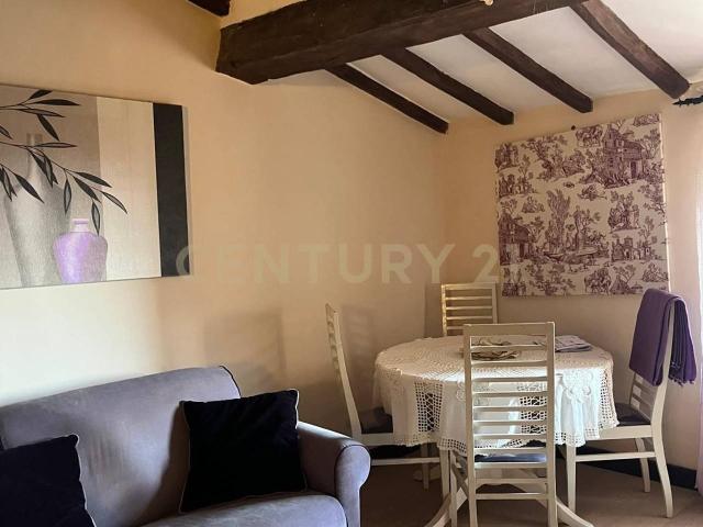 Casa indipendente in vendita a Semproniano