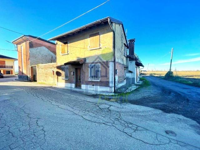 Casa indipendente in vendita a Senna Lodigiana LO