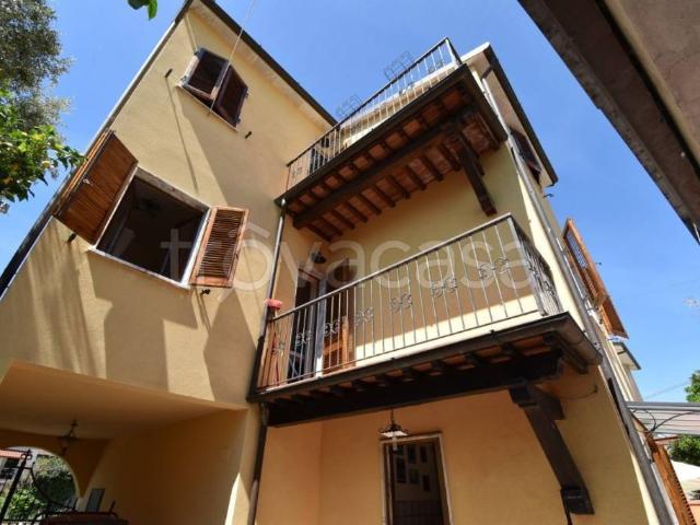 Casa indipendente in vendita a Seravezza