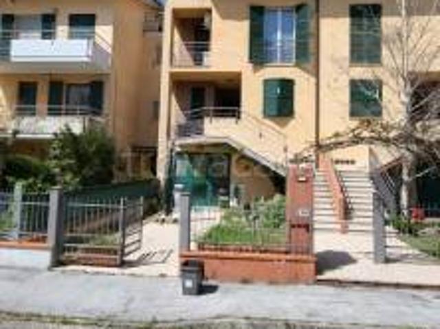 Casa indipendente in vendita a Serra de' Conti, Osteria