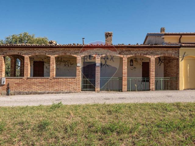 Casa indipendente in vendita a Serra San Quirico