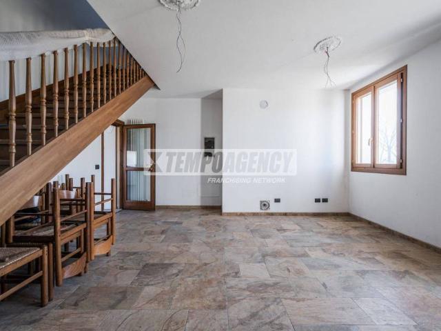 Casa indipendente in vendita a Serramazzoni via corniola grocci 1013, San Dalmazio