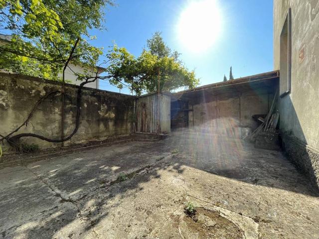 Casa indipendente in vendita a Sesto Fiorentino FI