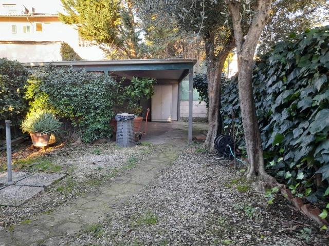 Casa indipendente in vendita a Sesto Fiorentino FI