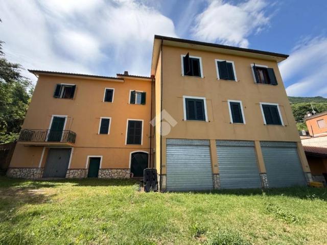 Casa indipendente in vendita a Sgurgola FR