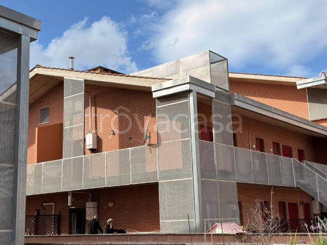 Casa indipendente in vendita a Siena, Isola D'arbia