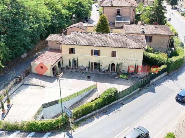 Casa indipendente in vendita a Siena SI