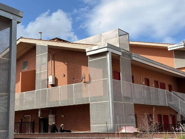 Casa indipendente in vendita a Siena SI