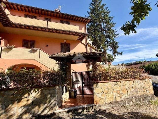 Casa indipendente in vendita a Signa FI