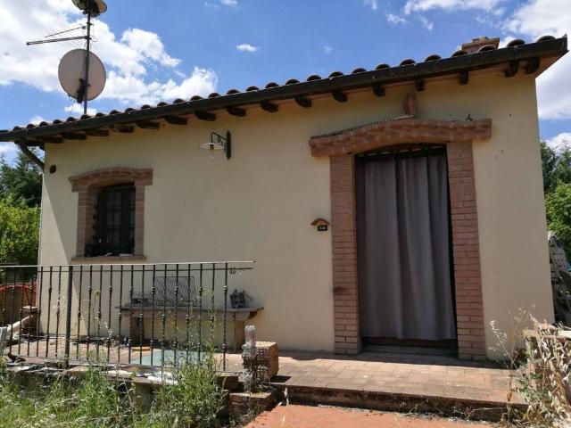 Casa indipendente in vendita a Sinalunga SI