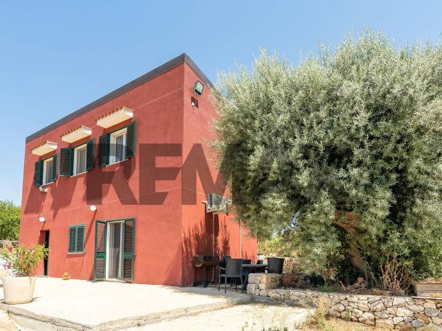 Casa indipendente in vendita a Siracusa