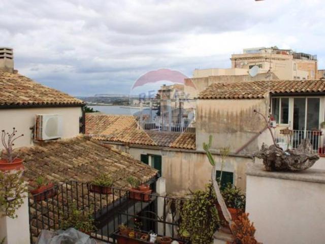 Casa Indipendente in vendita a Siracusa, Ortigia