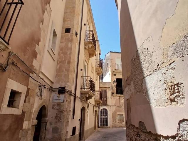 Casa indipendente in vendita a Siracusa SR