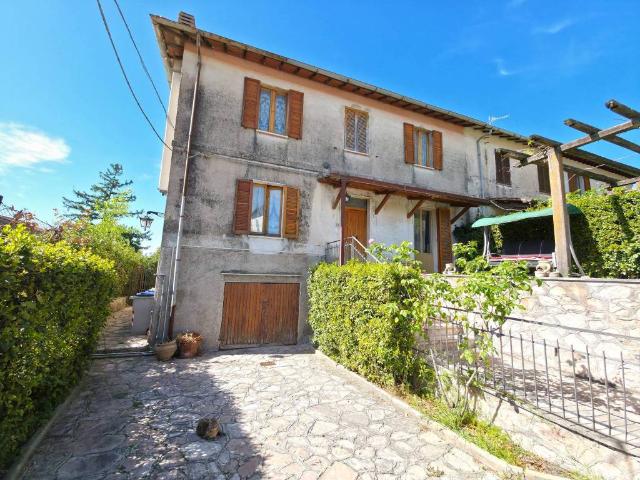 Casa indipendente in vendita a Spoleto PG