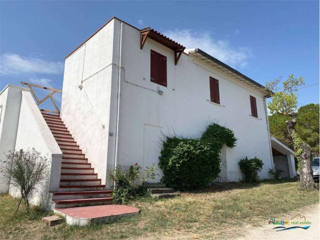 Casa indipendente in vendita a Spoltore PE