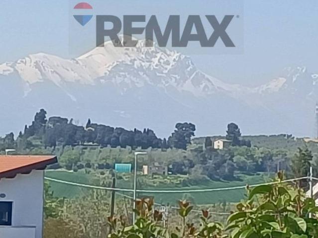 Casa indipendente in vendita a Spoltore PE