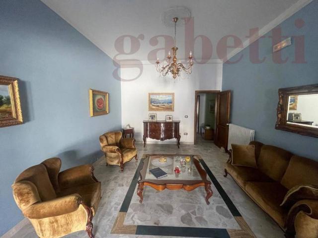 Casa indipendente in vendita a Spongano LE