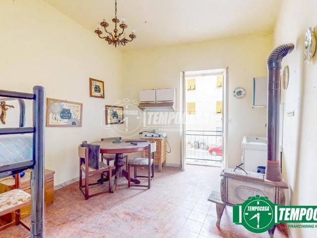 Casa indipendente in vendita a Stazzano