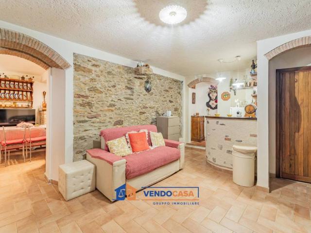 Casa indipendente in vendita a Stazzema LU