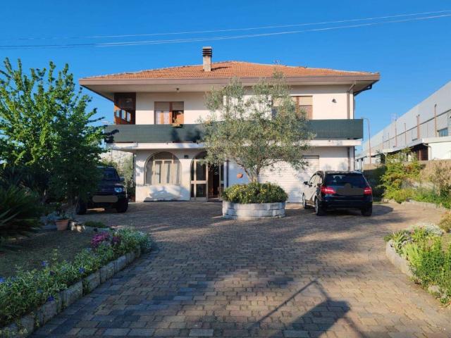 Casa indipendente in vendita a Sterparo, Orsogna