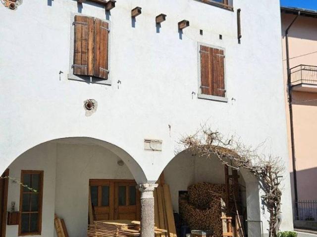 Casa indipendente in vendita a Storo TN