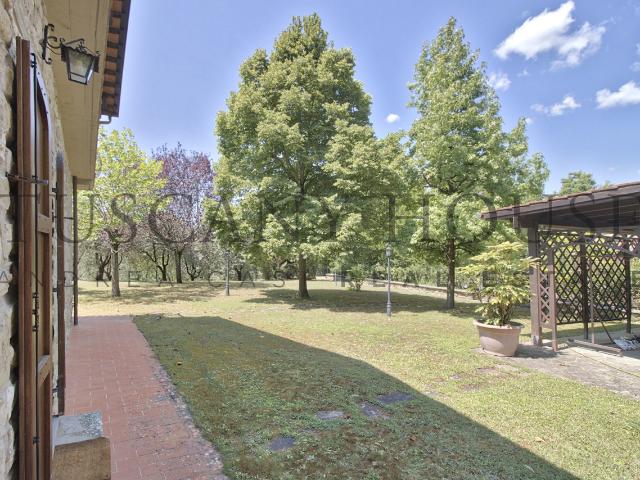 CASA INDIPENDENTE in VENDITA a SUBBIANO IL CHIAVERETTO COMUNE DI SUBBIANO di 8 vani