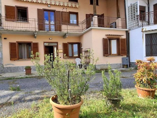 Casa indipendente in vendita a Sumirago VA