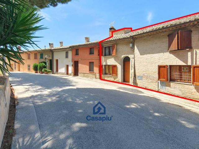 Casa indipendente in vendita a Potenza Picena via Le Rupi, 41