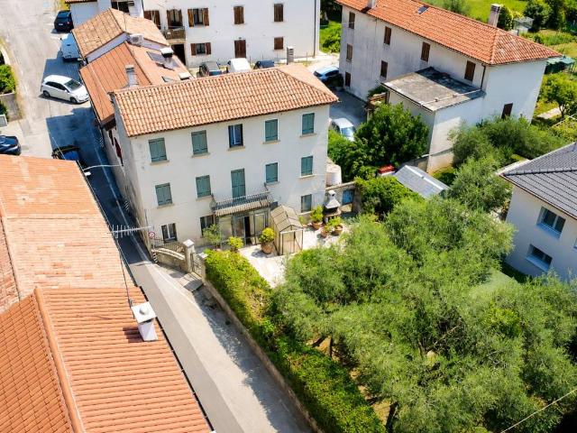 Casa indipendente in vendita a Pove del Grappa VI