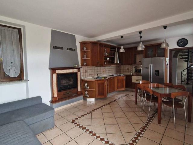 Casa indipendente in vendita a Pozzuolo Martesana MI