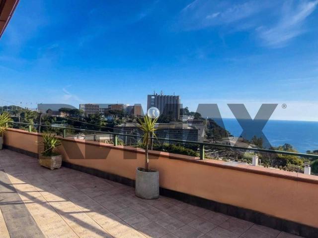 Casa indipendente in vendita a Pozzuoli