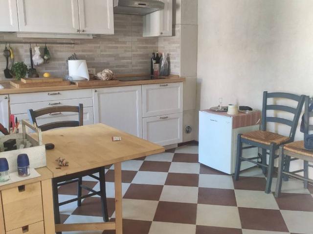 Casa indipendente in vendita a Podenzana MS