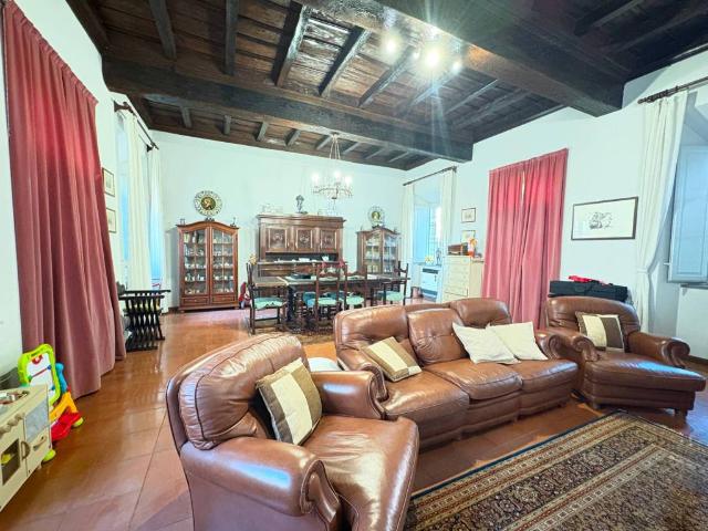 Casa indipendente in vendita a Podenzano PC