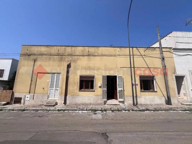 Casa indipendente in vendita a Poggiardo LE